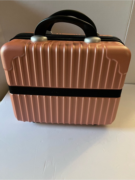 unbranded Handbags - Compact Metallic Rose Cosmetic Case with Top Handle